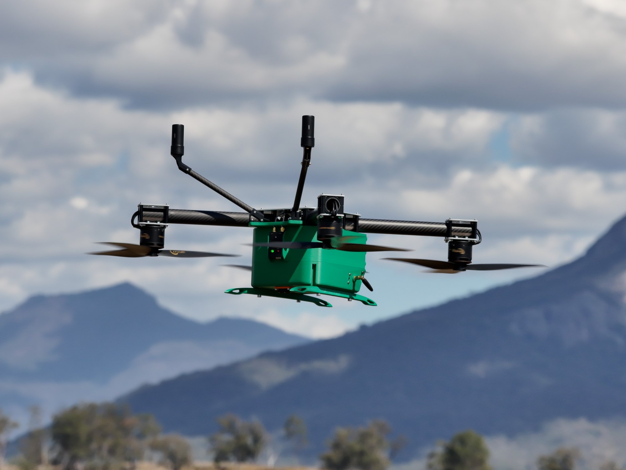 RTA-15 AeroTank in flight